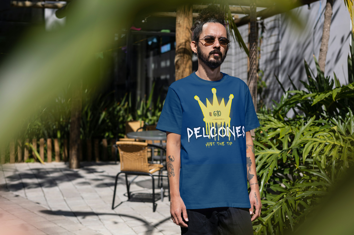 Delcones 610 Gold Crown Navy T-Shirt