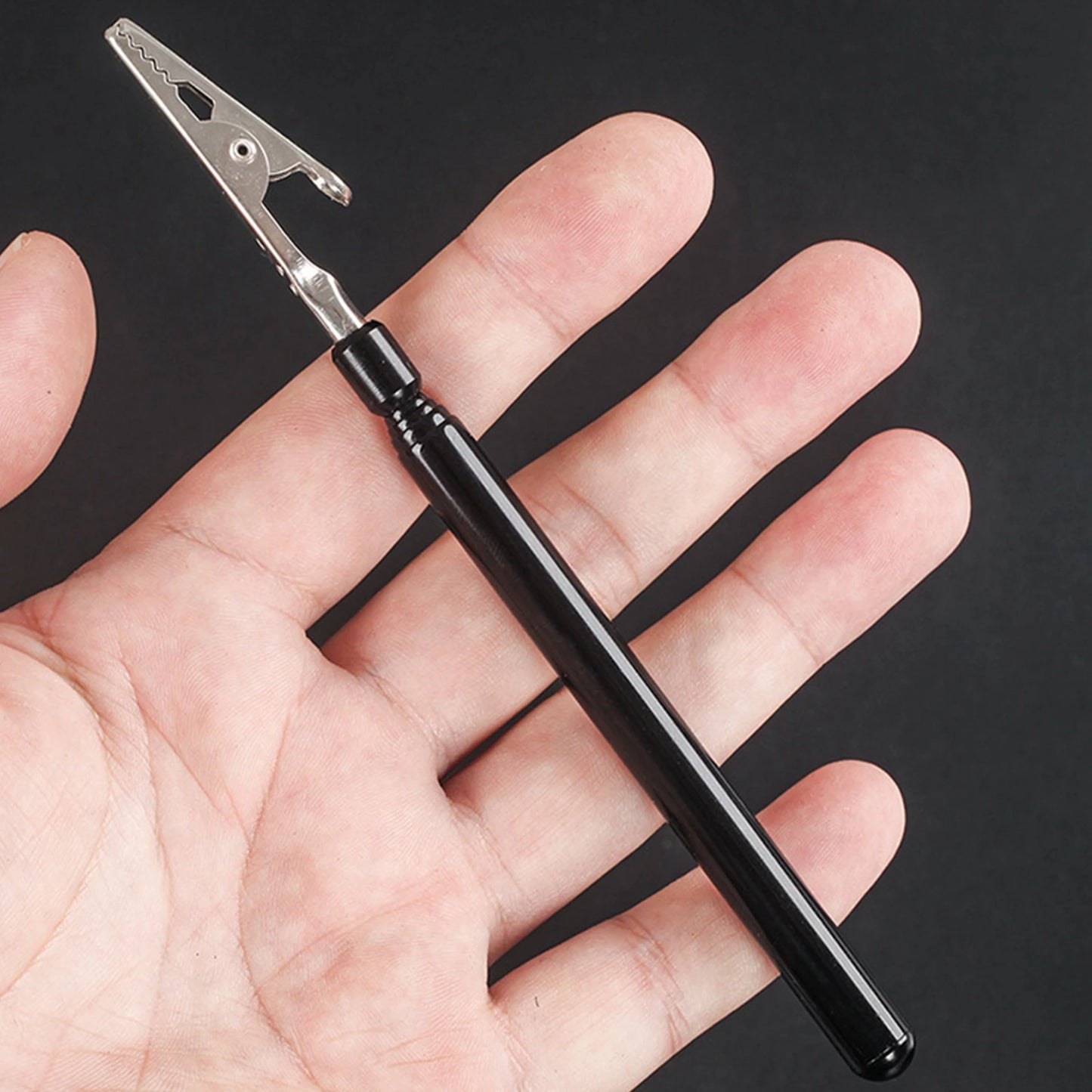 Adjustable Pre-Roll Roach Clip